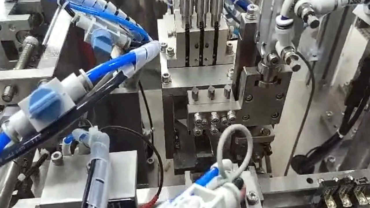 Excitation rod assembly machine